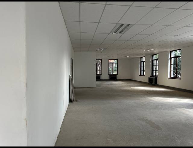 188M² OFFICE TO LET IN SANDTON CENTRAL